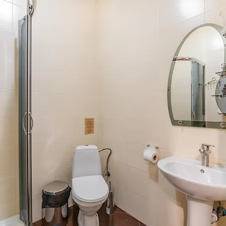 Guest house Familiia 3*